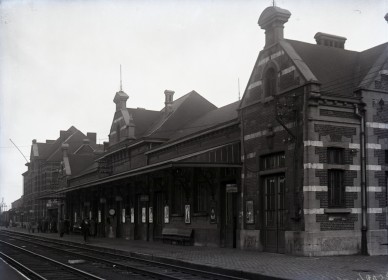 Haine-Saint-Pierre - SNCB Z03590c (3).jpg